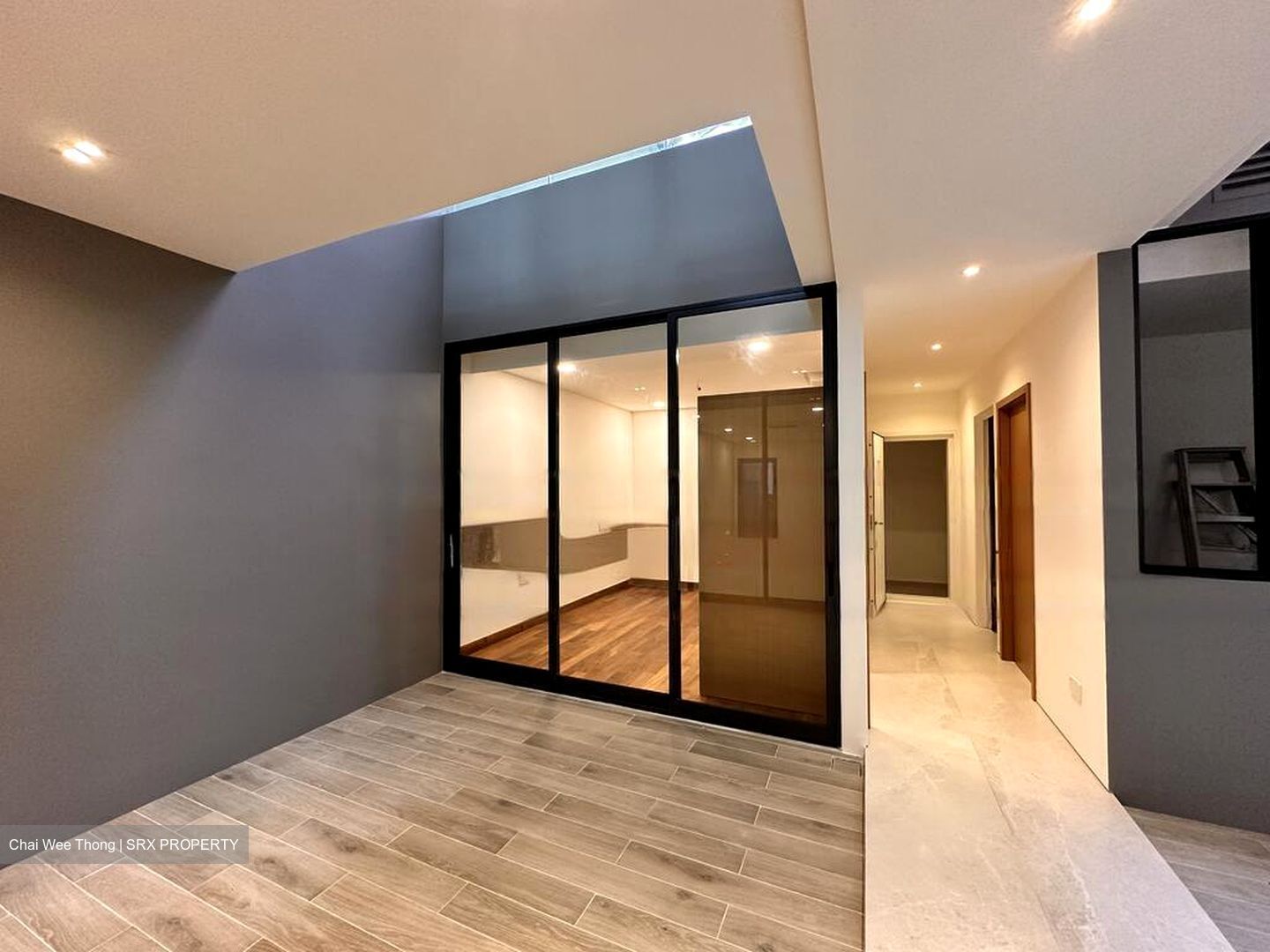 Opera Estate (D15), Terrace #479874021